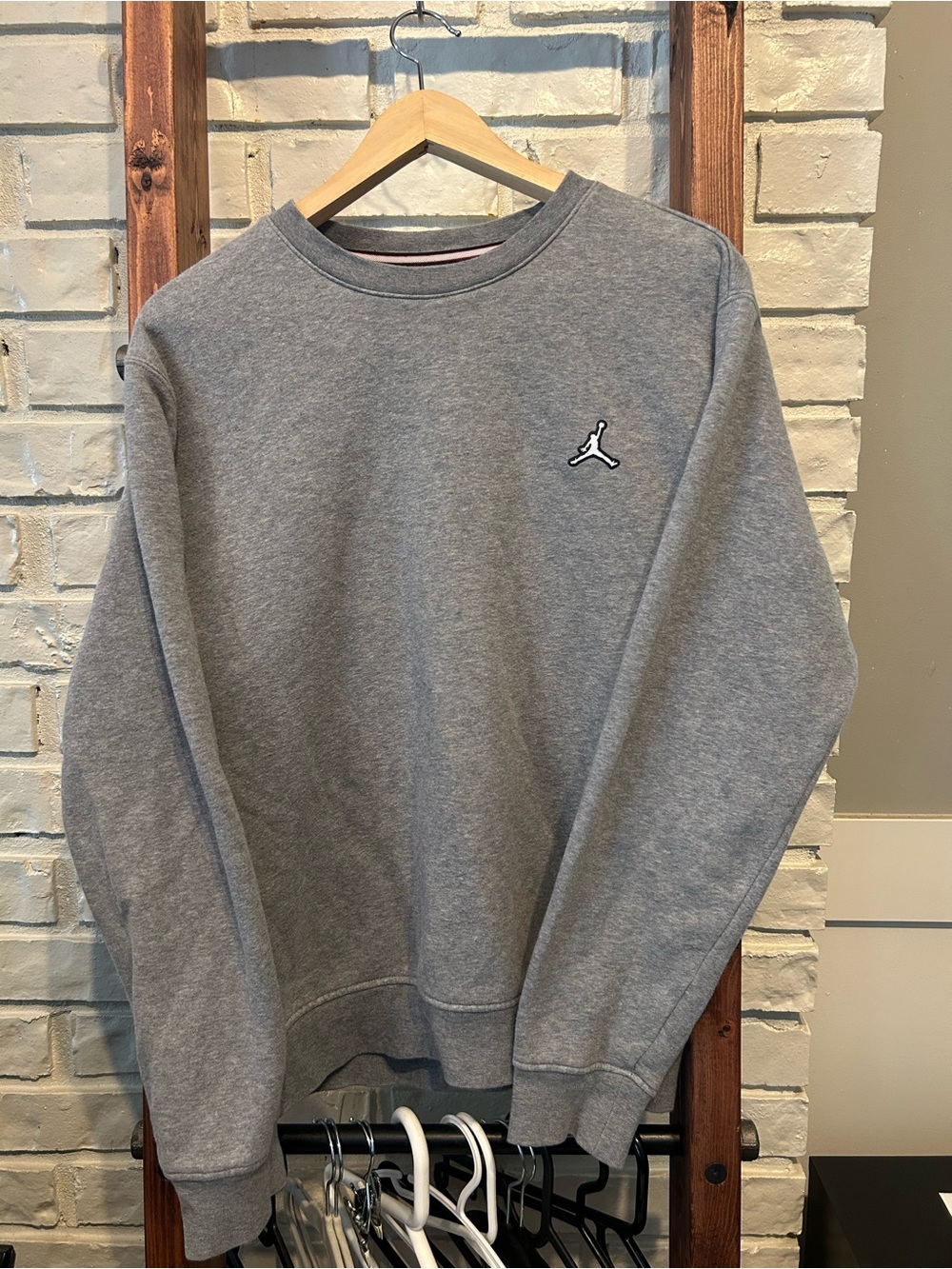 Jordan Men's Grey Jumpman Embroidered Fleece Crewneck Sweatshirt Size XS